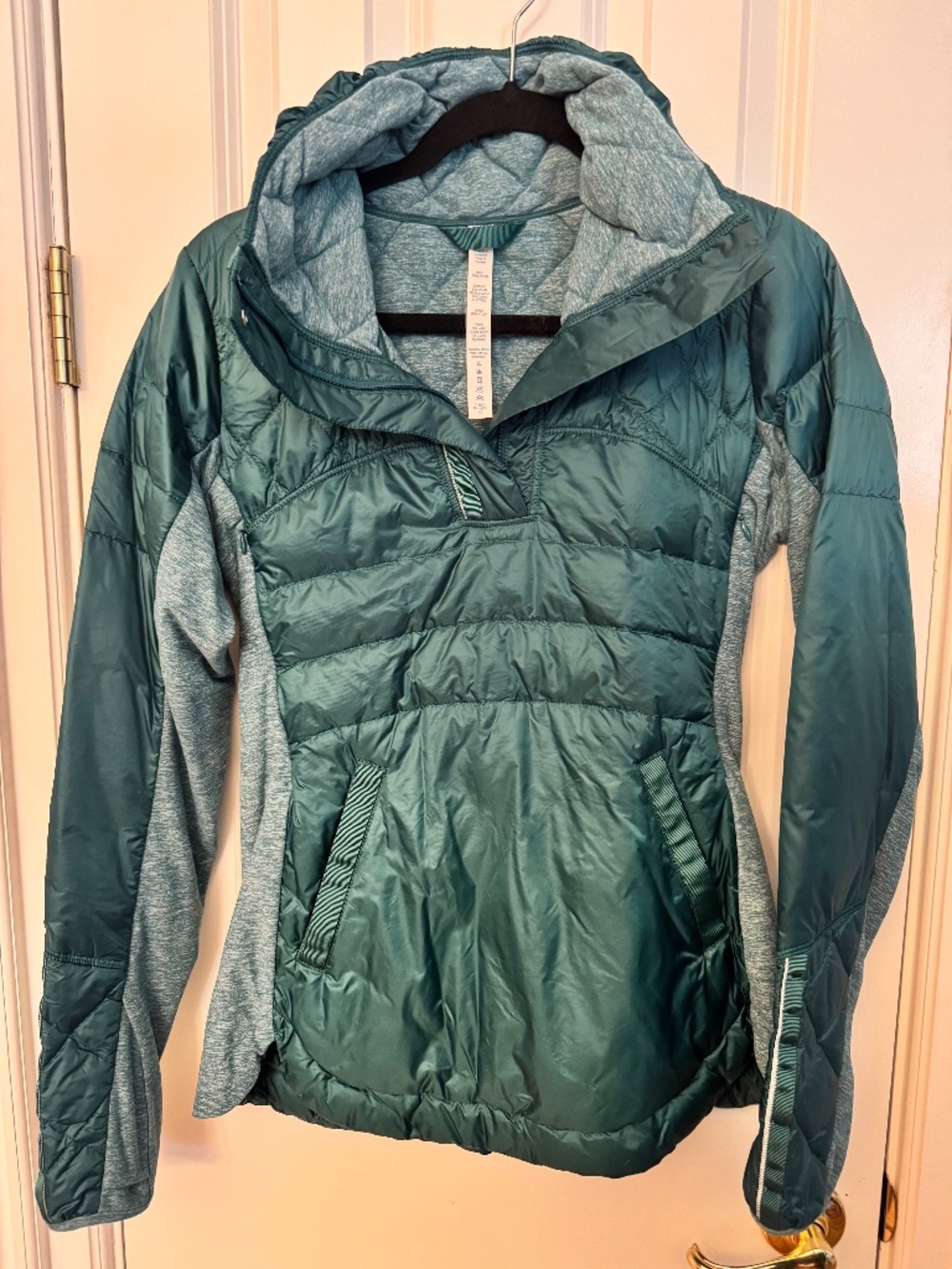 Lululemon Down for a Run Pullover Goose Down Puffer Jacket Womens Size 6